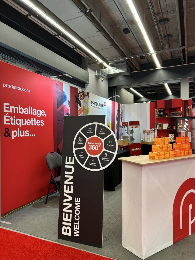 Stand d'exposition Produlith avec solutions d'emballage et étiquettes pour salons professionnels.